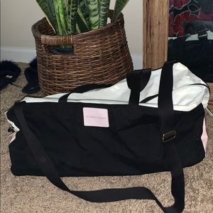 VS Weekender bag
